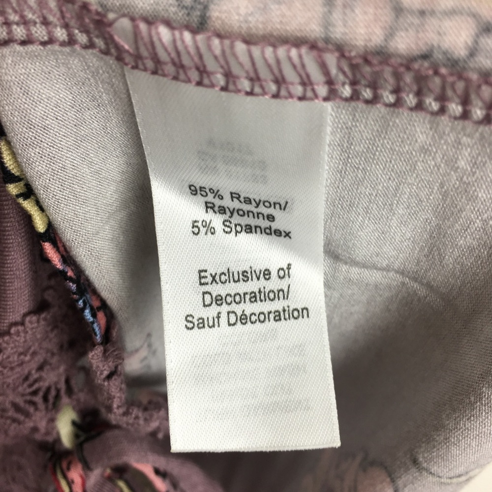 Maurices Women's Size M Purple Floral Blouse - Picture 3 of 5
